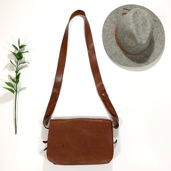 Handmade Leather Purse with Shoulder Strap - Picture 10 of 15